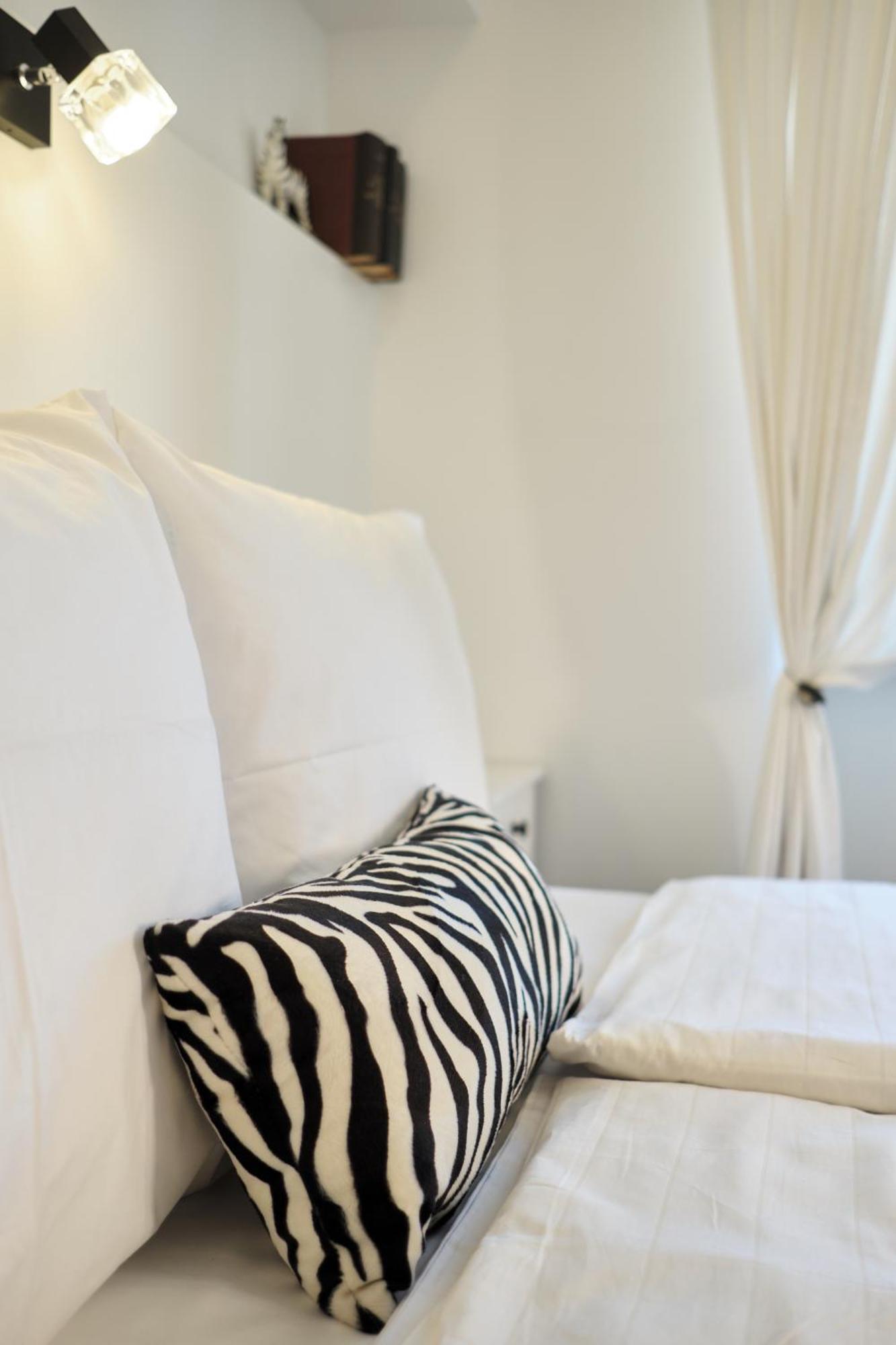 Apartments Zebra Tivat Værelse billede