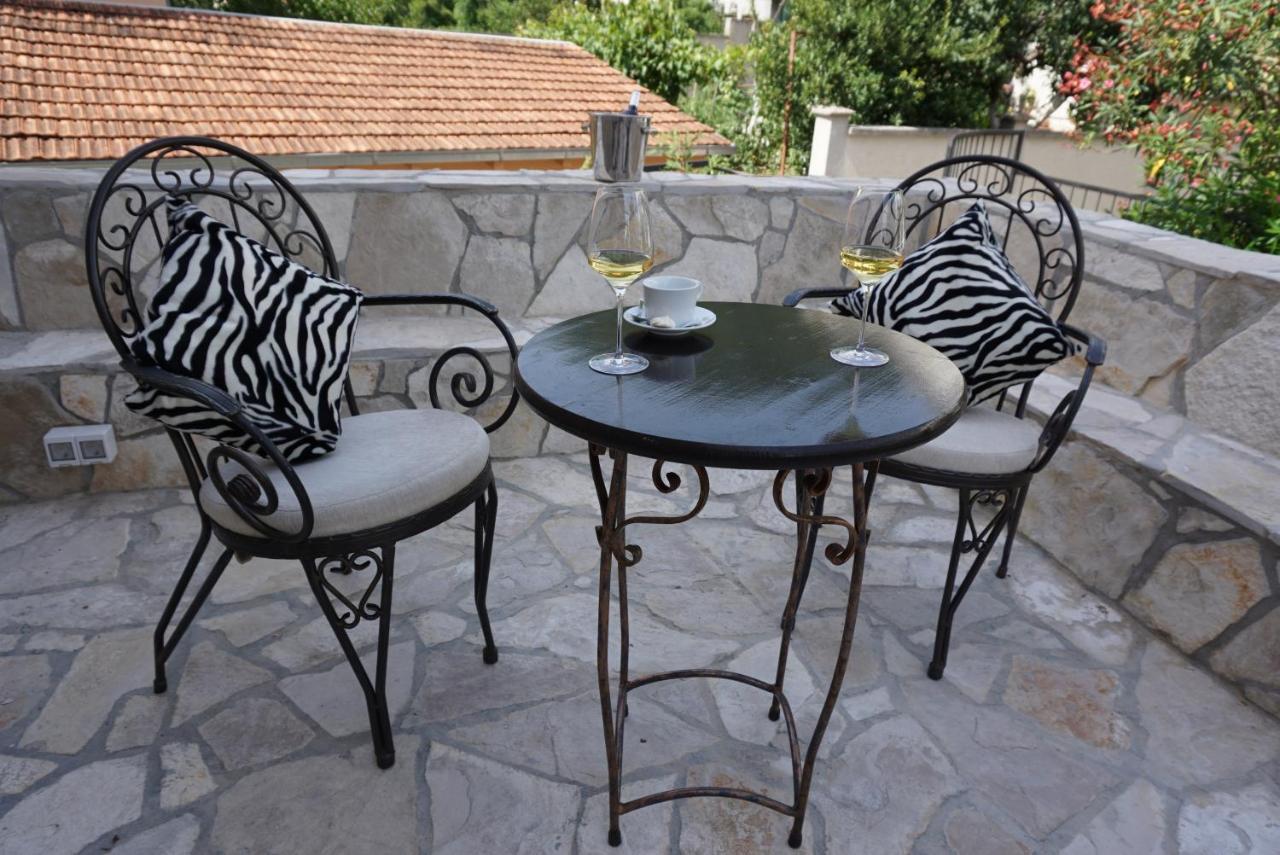 Apartments Zebra Tivat Eksteriør billede