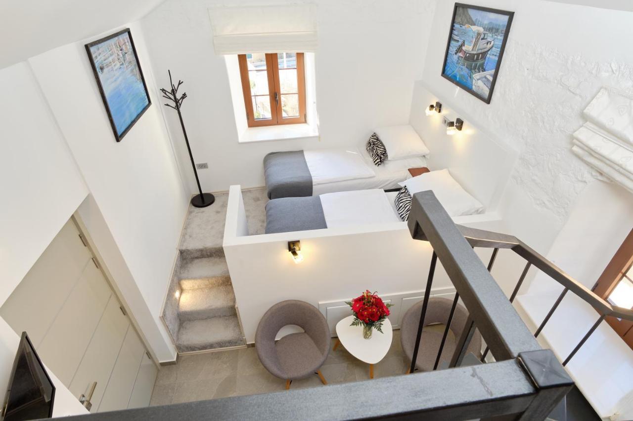 Apartments Zebra Tivat Eksteriør billede
